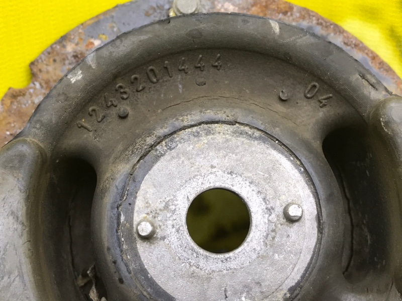 Опора амортизатора, 1000 рублей, Калининград