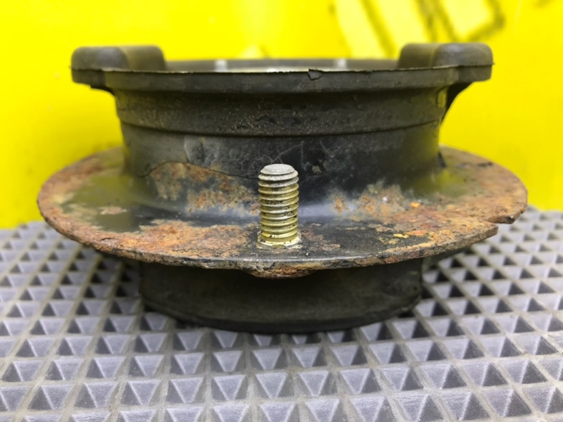 Опора амортизатора, 1000 рублей, Калининград