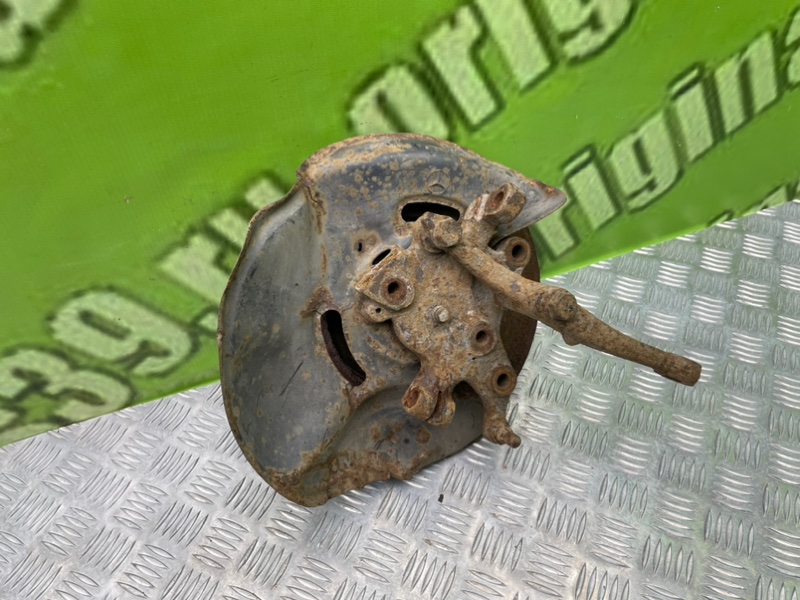 Поворотный кулак, 2300 рублей, Калининград