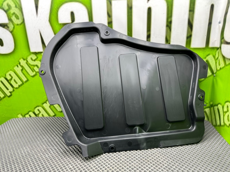 Накладка крыла, 1000 рублей, Тверь