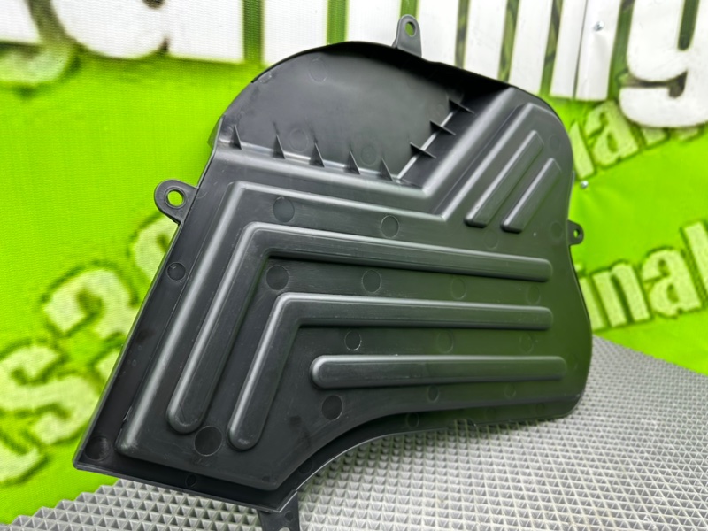 Накладка багажника, 1000 рублей, Калининград