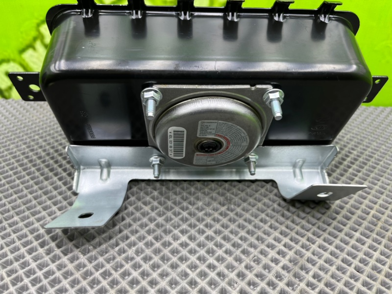 Подушка безопасности, 5800 рублей, Калининград