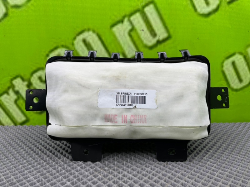 Подушка безопасности, 5800 рублей, Калининград