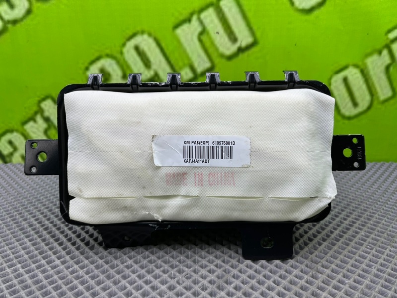 Подушка безопасности, 5800 рублей, Калининград