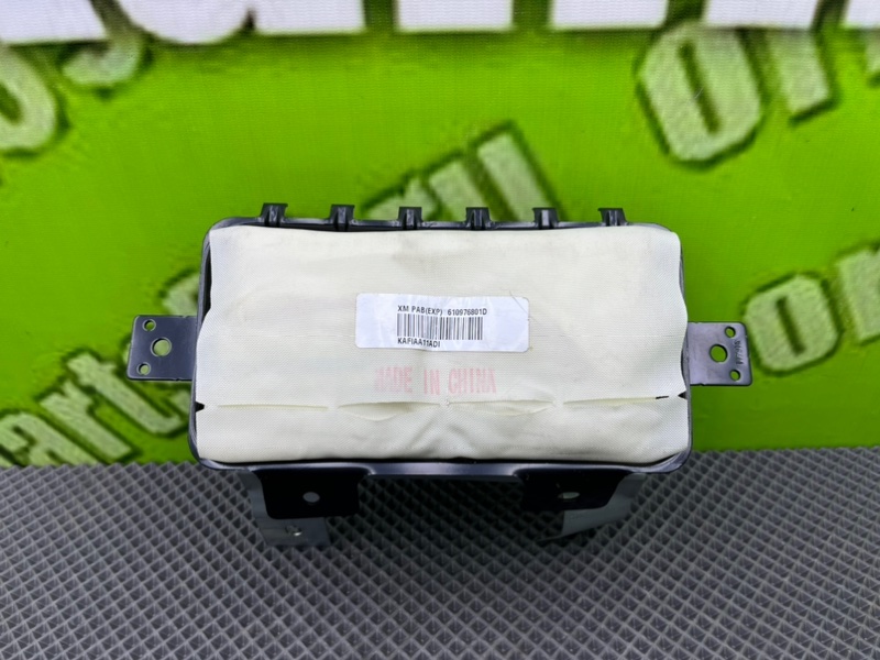 Подушка безопасности, 5800 рублей, Калининград