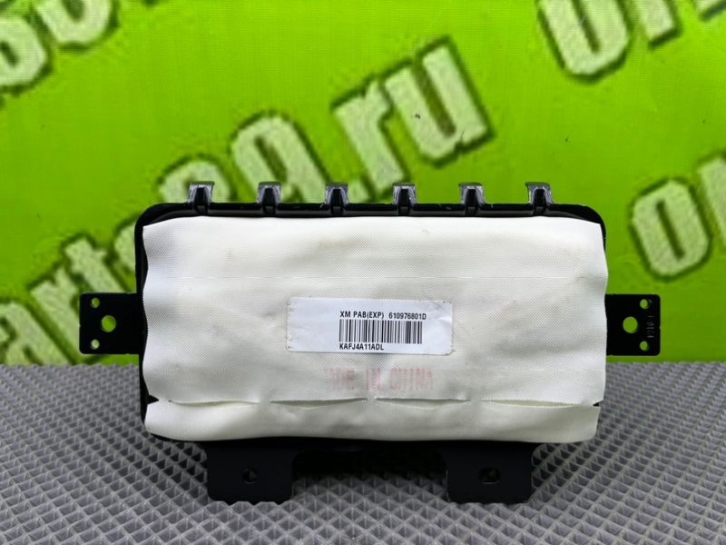 Подушка безопасности, 5800 рублей, Калининград