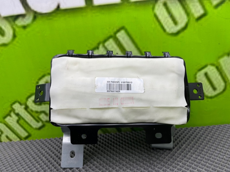 Подушка безопасности, 5800 рублей, Калининград