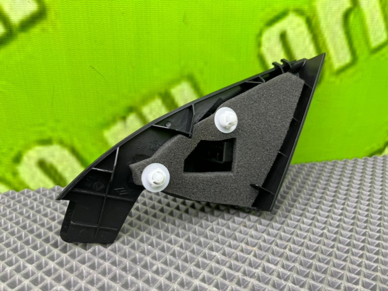 Уголок, 1900 рублей, Калининград