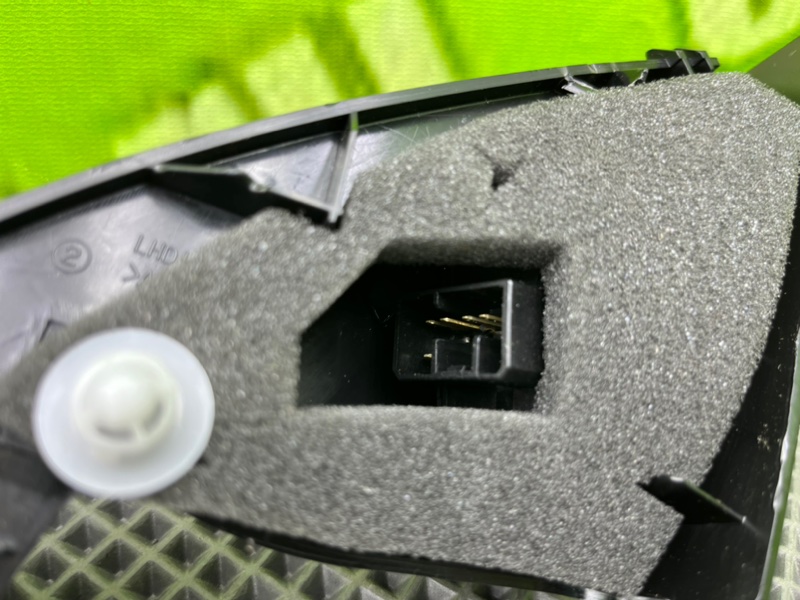 Уголок, 1900 рублей, Калининград