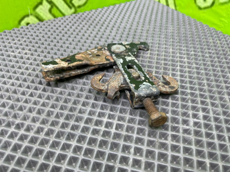 Механизм ручника, 1000 рублей, Калининград