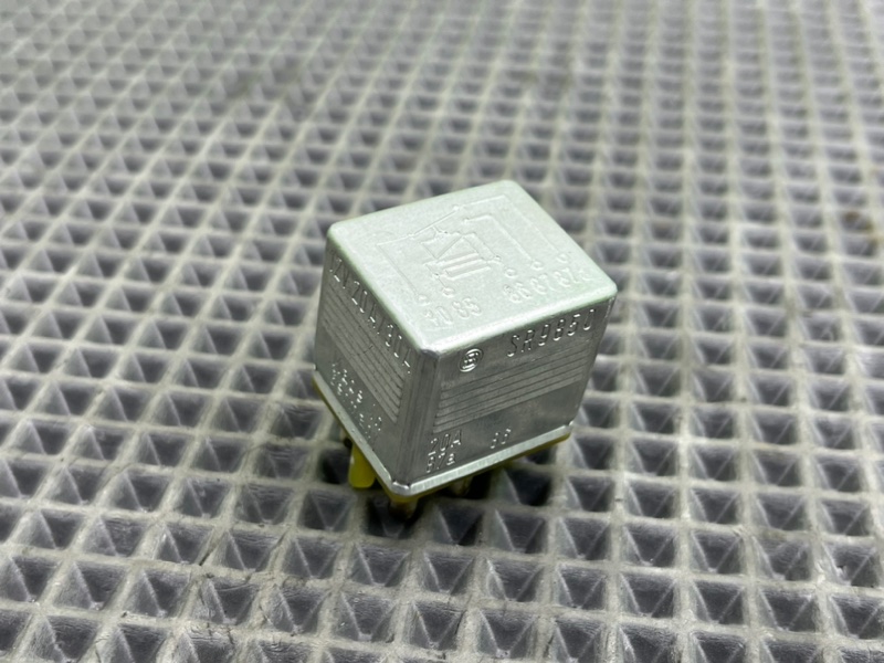 Реле, 700 рублей, Калининград