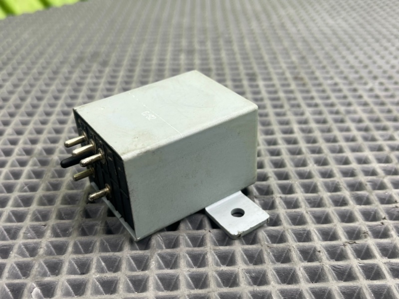 Реле поворотов, 1000 рублей, Калининград