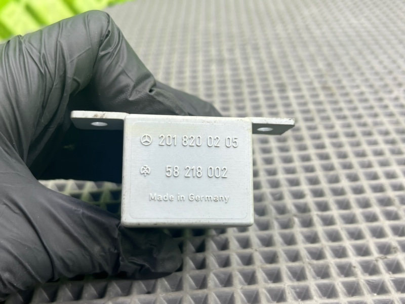 Реле поворотов, 1000 рублей, Калининград