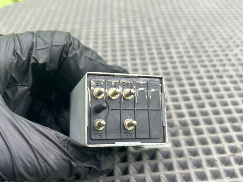 Реле поворотов, 1000 рублей, Калининград