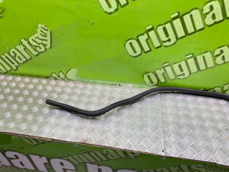 Уплотнительная резинка капота, 1000 рублей, Калининград