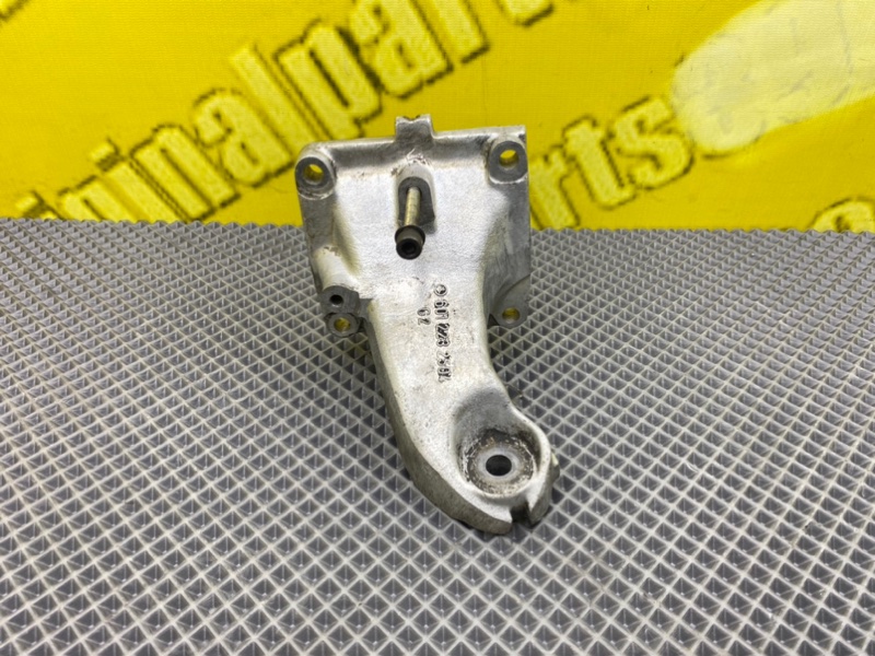 Кронштейн двигателя, 1100 рублей, Калининград