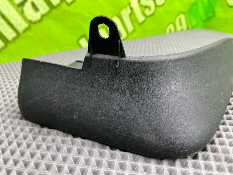 Брызговик, 1100 рублей, Калининград