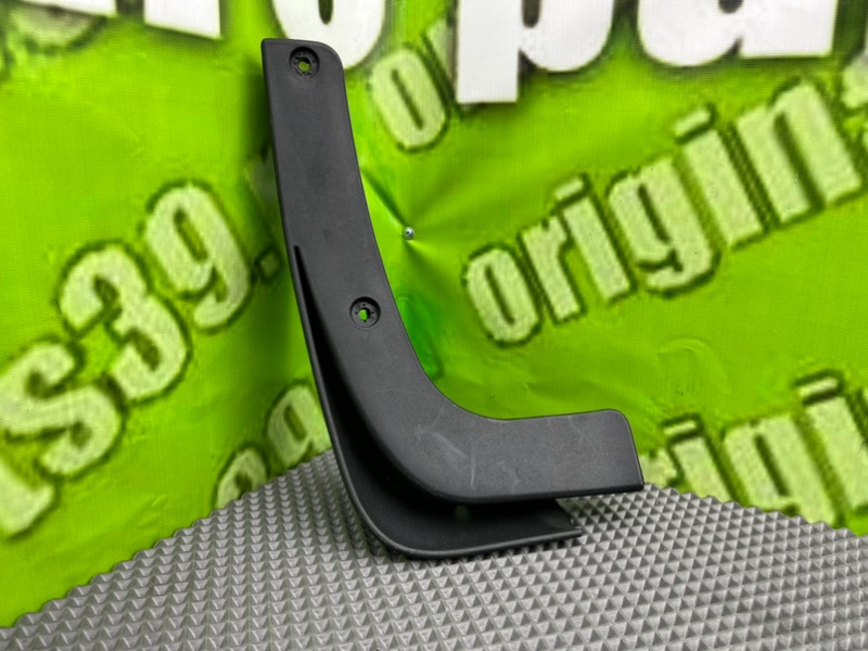 Брызговик, 1500 рублей, Калининград