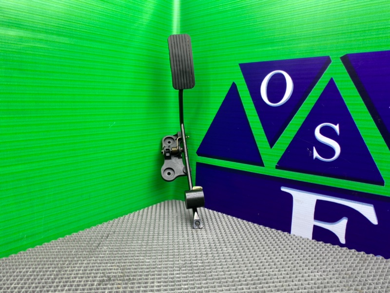 Педаль газа, 1500 рублей, Калининград