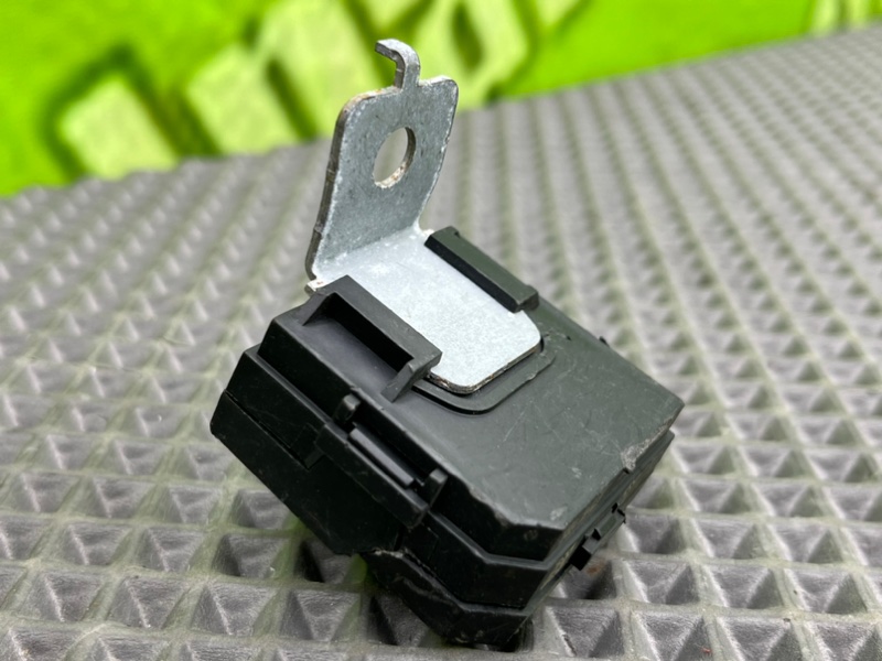 Блок, 1200 рублей, Калининград