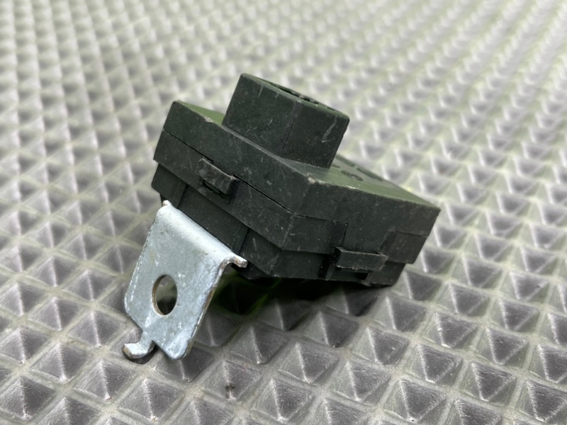 Блок, 1300 рублей, Калининград