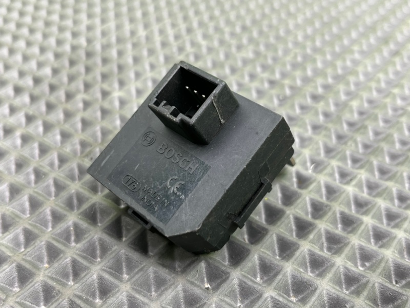 Блок, 1200 рублей, Калининград