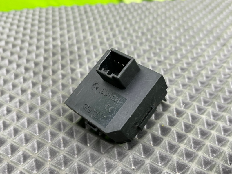 Блок, 1600 рублей, Калининград