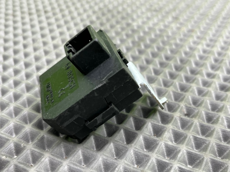 Блок, 1200 рублей, Калининград