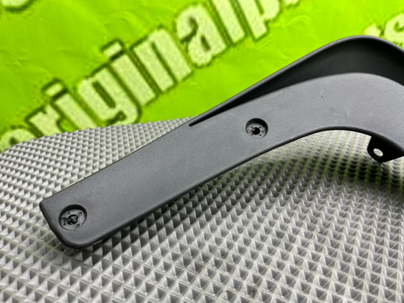 Брызговик, 1100 рублей, Калининград