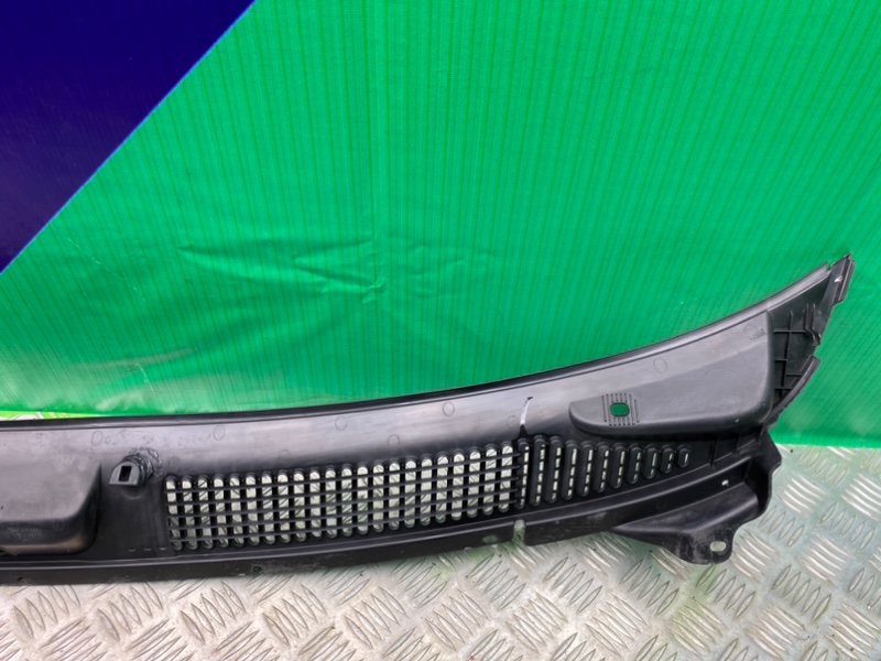 Решетка под лобовое стекло, 2400 рублей, Калининград