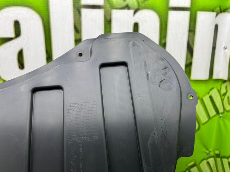 Накладка крыла, 1200 рублей, Калининград