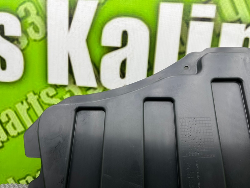 Накладка крыла, 1200 рублей, Калининград