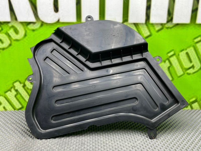 Накладка багажника, 1000 рублей, Калининград