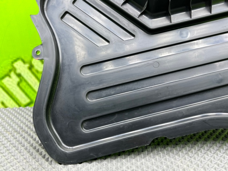 Накладка багажника, 1000 рублей, Калининград