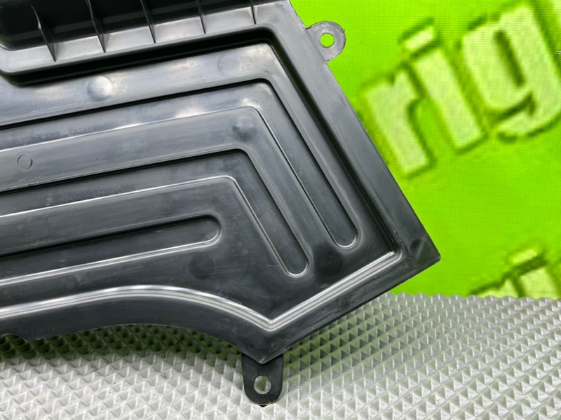 Накладка багажника, 1000 рублей, Калининград