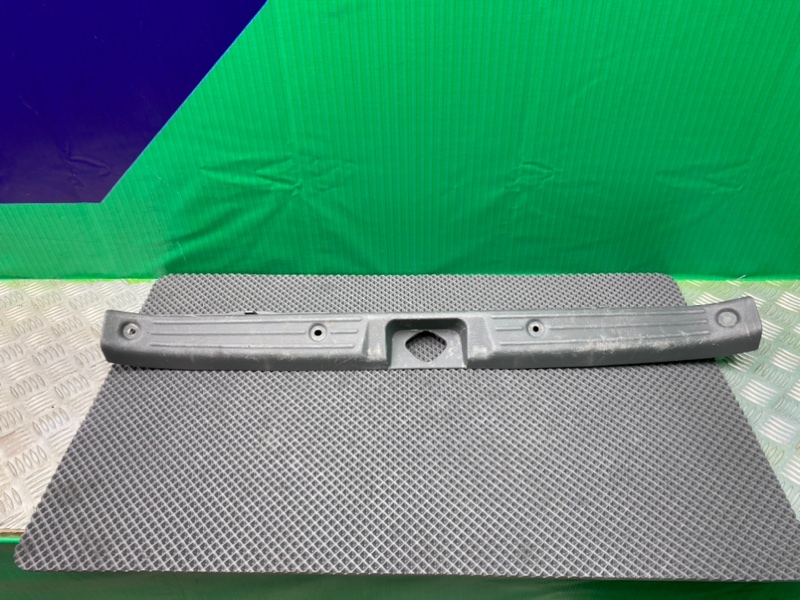 Накладка багажника, 1200 рублей, Калининград