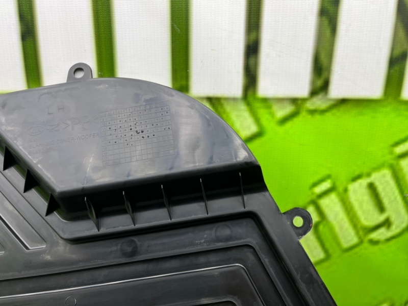 Накладка багажника, 1200 рублей, Калининград