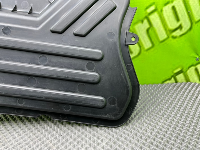 Накладка багажника, 1100 рублей, Калининград