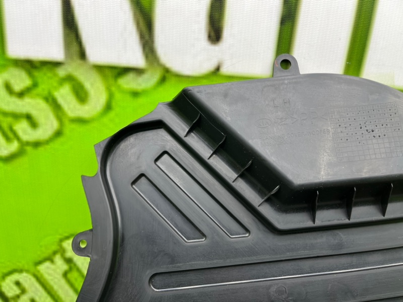 Накладка багажника, 1000 рублей, Калининград