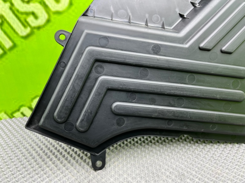 Накладка багажника, 1000 рублей, Калининград