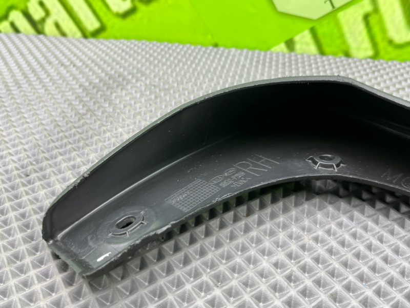 Брызговик, 1300 рублей, Калининград