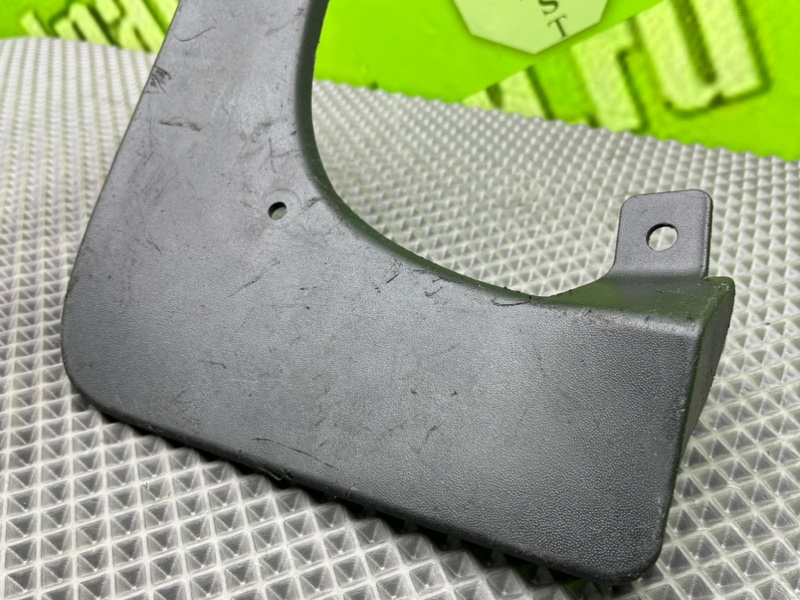 Брызговик, 1300 рублей, Калининград