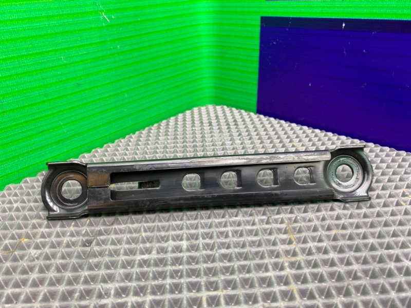 Механизм регулировки ремня безопасности, 600 рублей, Калининград