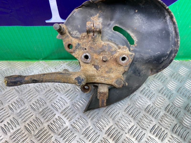 Поворотный кулак, 2400 рублей, Калининград