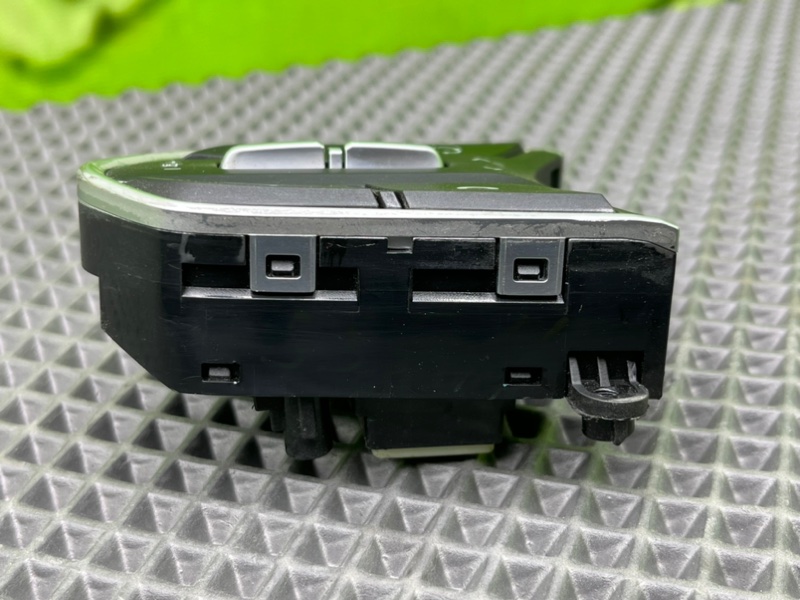 Кнопки руля, 3900 рублей, Калининград