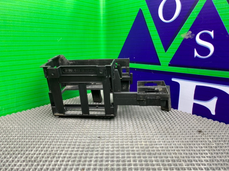 Кронштейн, 600 рублей, Калининград