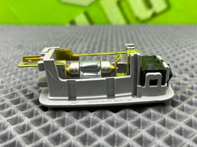 Плафон подсветки салона, 1000 рублей, Калининград