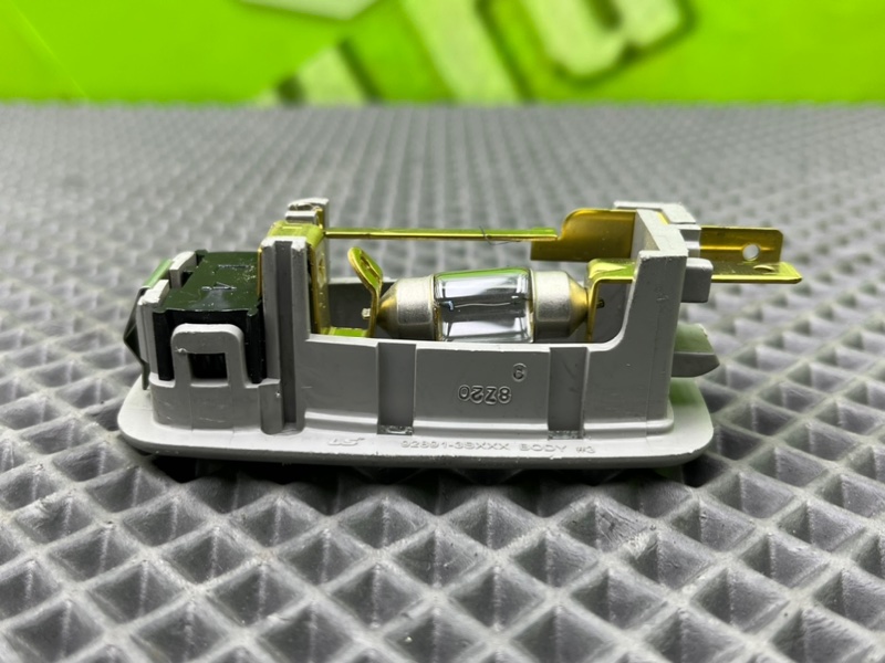 Плафон подсветки салона, 1000 рублей, Калининград