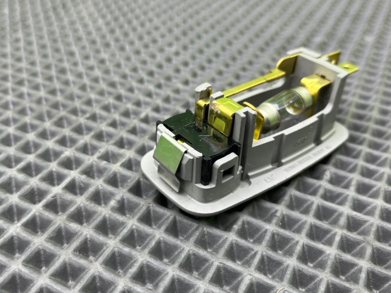 Плафон подсветки салона, 1000 рублей, Калининград