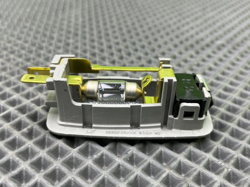 Плафон подсветки салона, 1000 рублей, Калининград